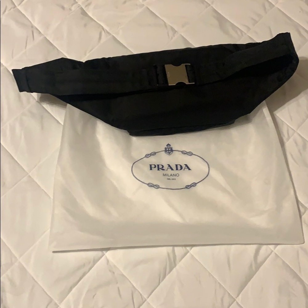 PRADA Shoulder bag - Picture 2 of 8